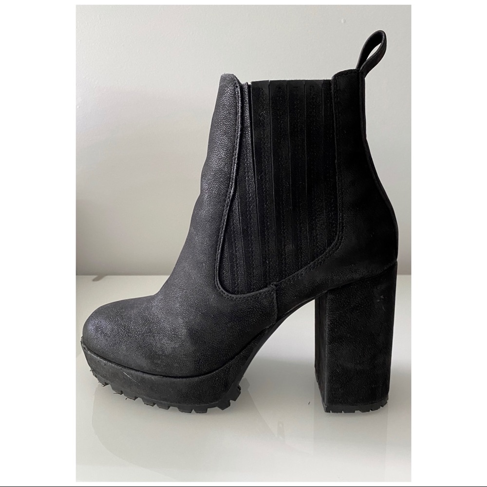 Mix No. 6 Platform Chelsea Boots